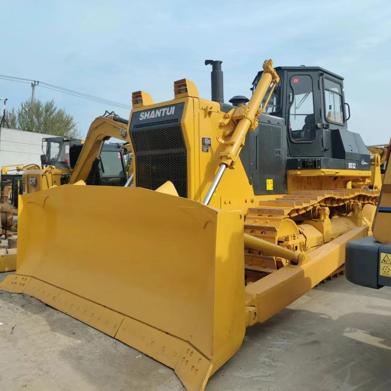 used bulldozer market bulldozer prices cat d5r d6g d7r shantui sd22 sd32 ghana used equipment market cheap bulldozers