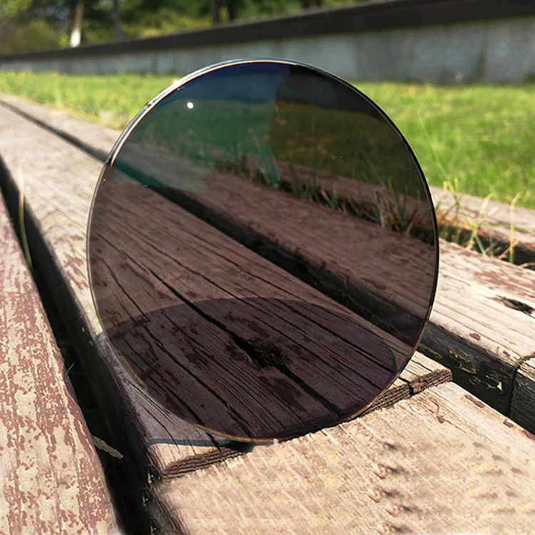 HMC Optical Lenses 1.61 Index Transition Photochromic Grey Single Vision AR Lens for Eyeglasses