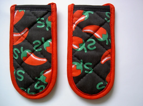 Chili pattern handle holder