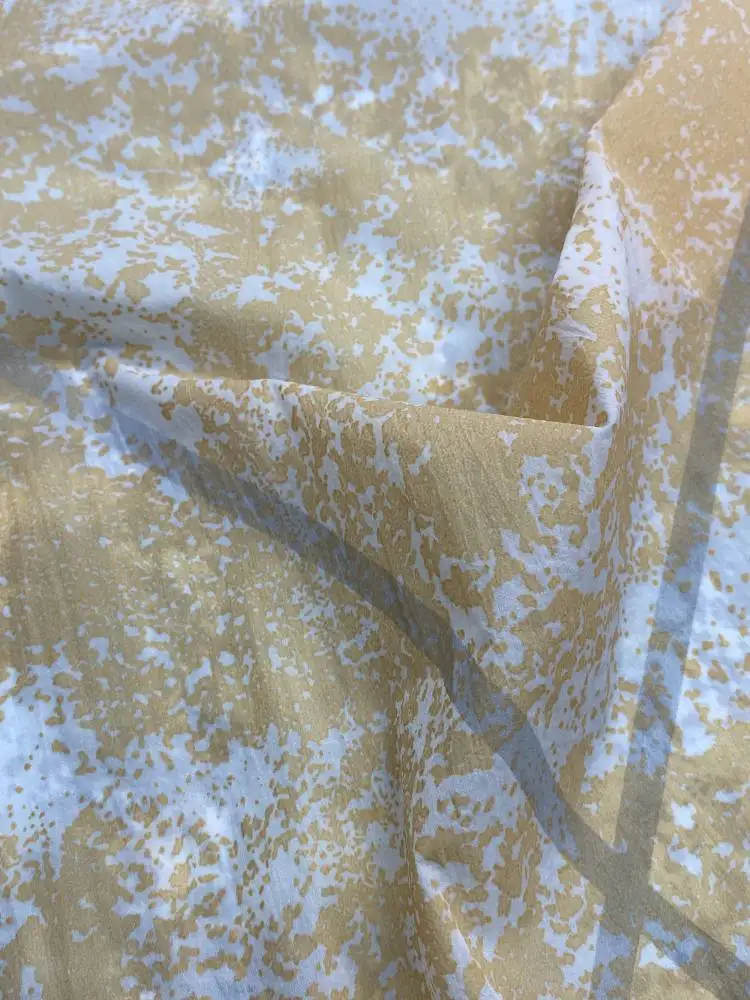 100% Nylon 380T Low Stretch Nylon Printed Pattern with Reflective Stripes