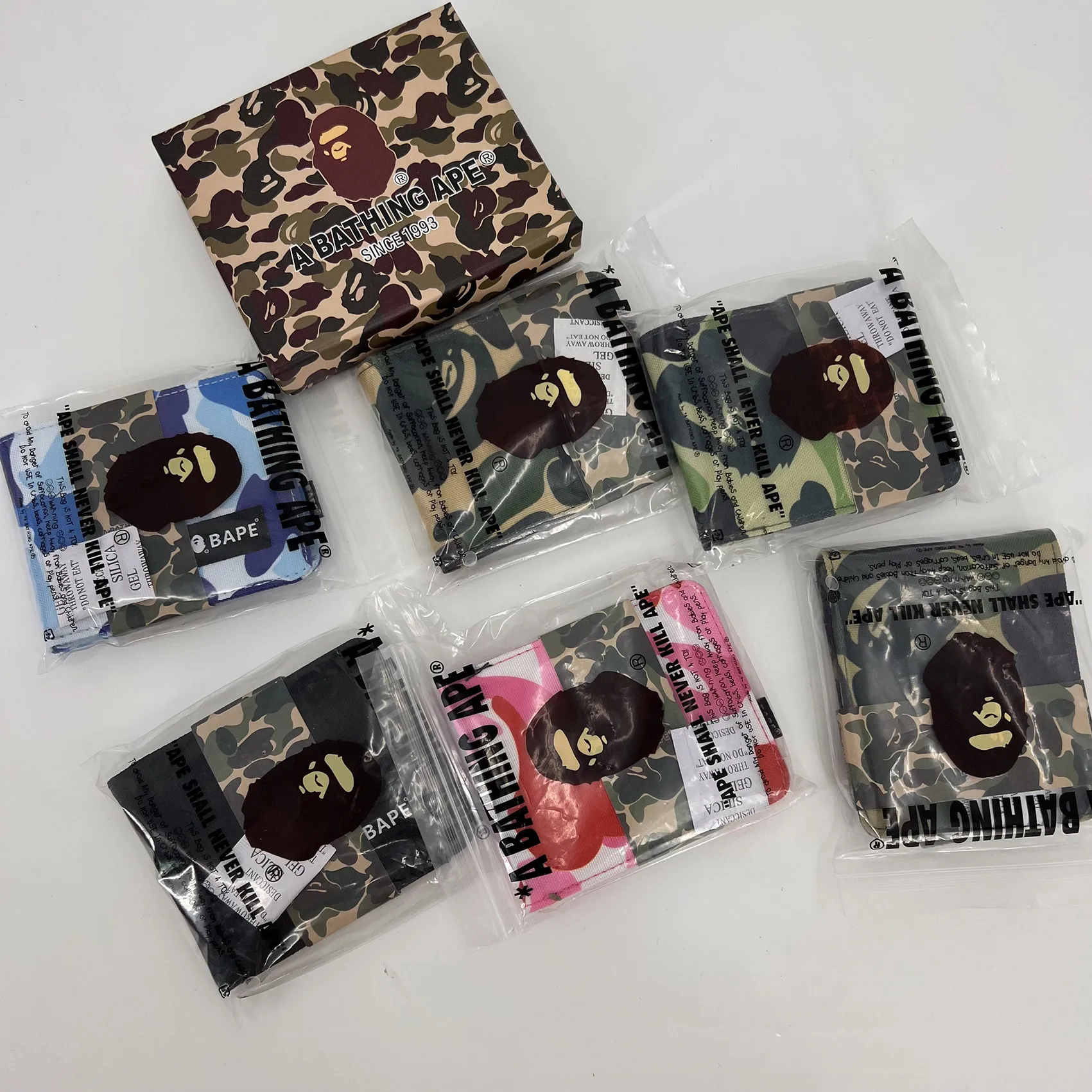 Fashion Women Men Two-Fold Short Wallet New Trendy Canvas Large Banknotes Multiple Card Slots Card Holder ID Folding Camo Wallet