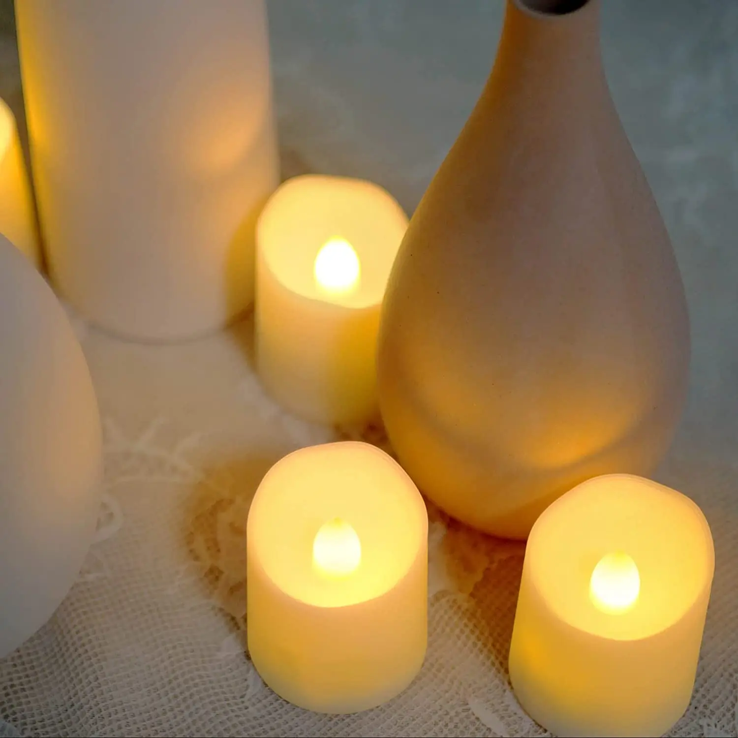 Set of 6 pcs Rechargeable Flameless Candles Tea Lights Flickering Candles with Remote Timer Tea Lights for Decoration