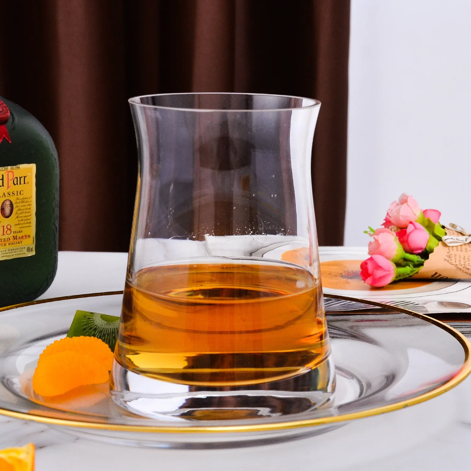 High quality Creative Home Decoration Crystal thick bottom heavy waist spirit shot Whiskey Glass Tabletop Flower Vase