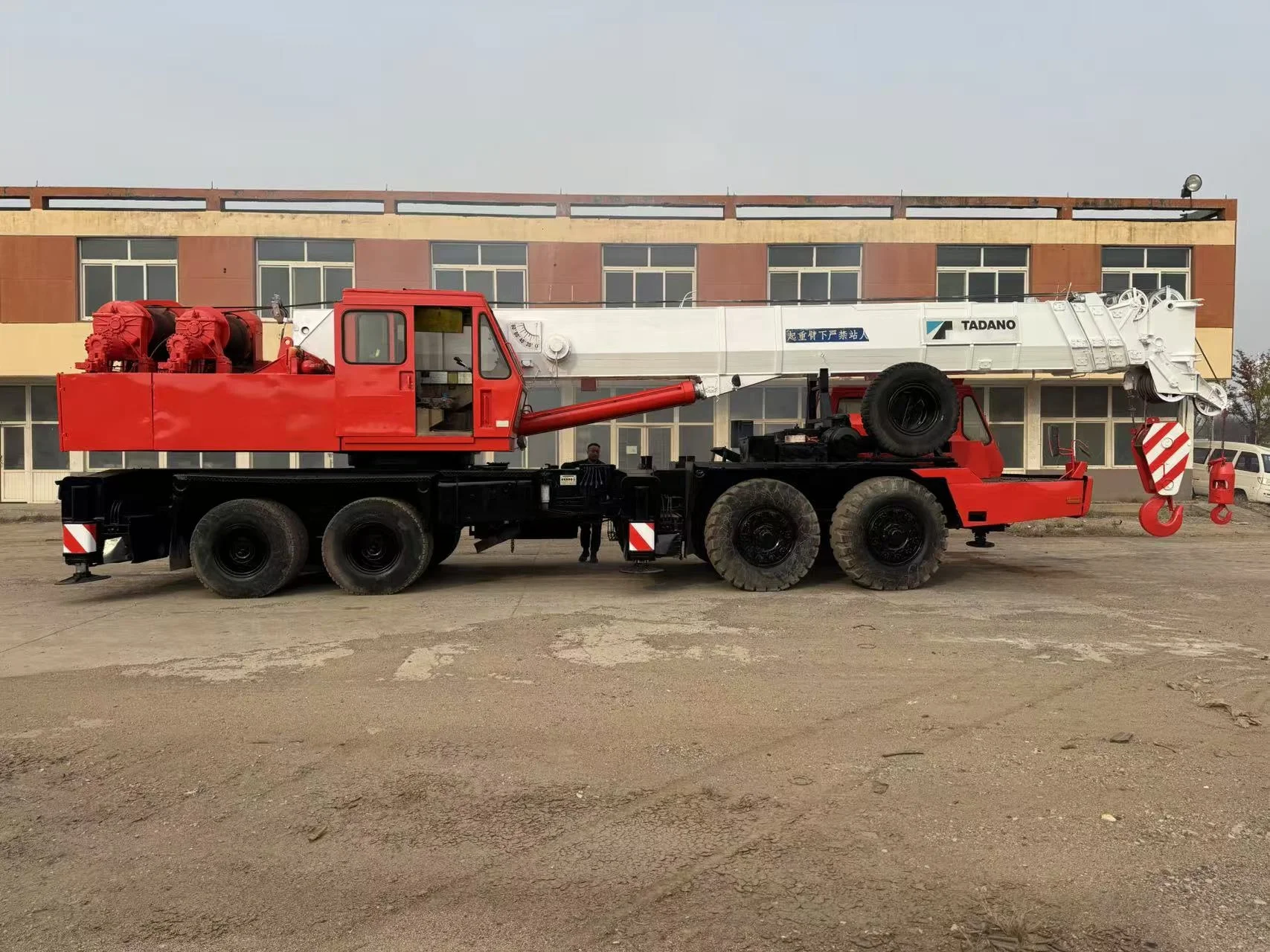 Высококачественный Подержанный Автокран tadano 70ton TG700E мобильный автокран по хорошей