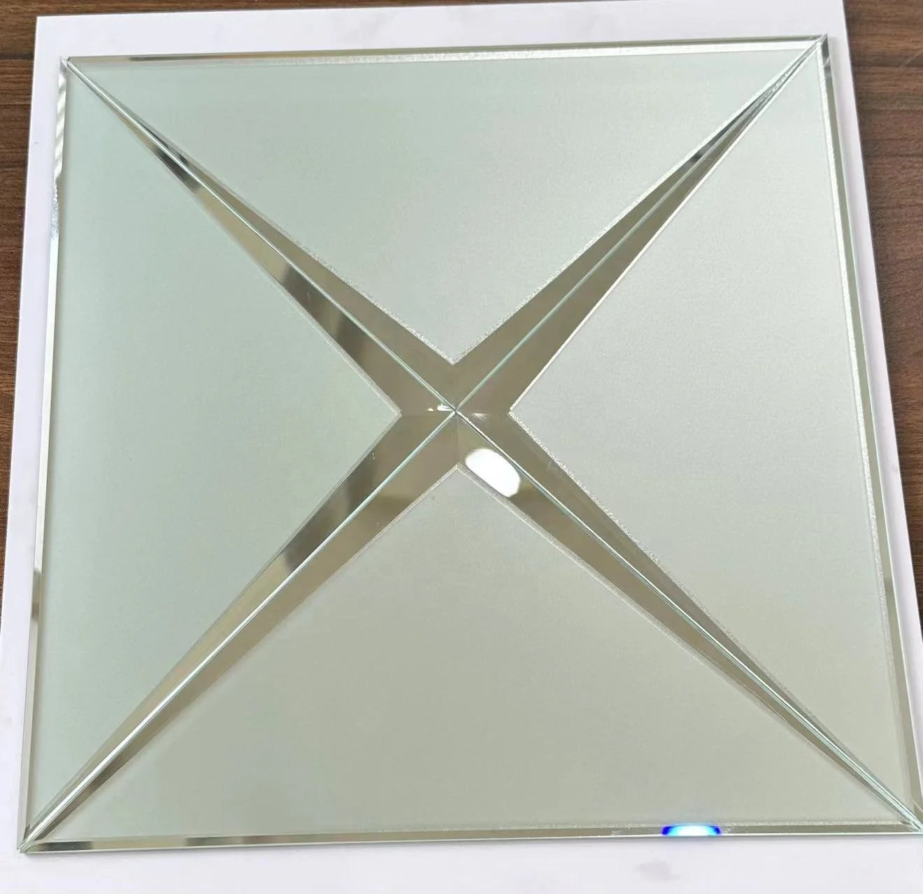 Clear ultra Silver Home Wall Cut Small Decorative Art Room Decor Beveled Mirror Crystal Glass Mosaic Tile