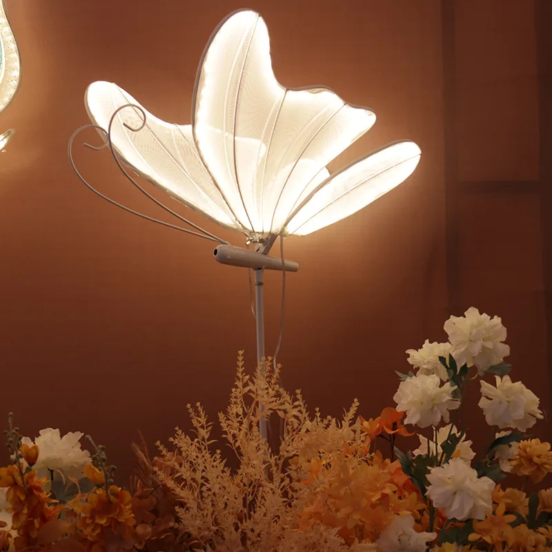 Wedding Venue Decoration Props Ceiling Lights Iron Small Butterfly Lamp Wedding Stage Scene Decoration Lights