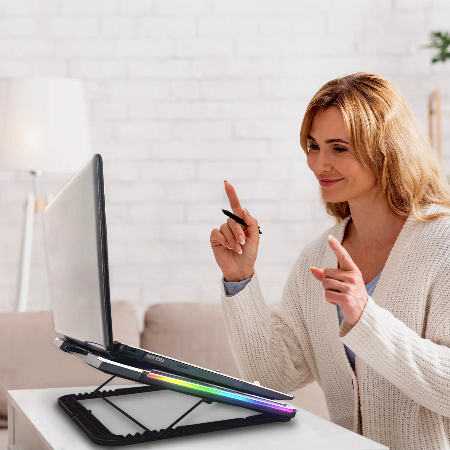  Цветная (RGB) кулер для ноутбука игровой радиатор Para ноутбук регулировки Laptap охлаждающая подставка все размером вентилятор воздушного охладителя