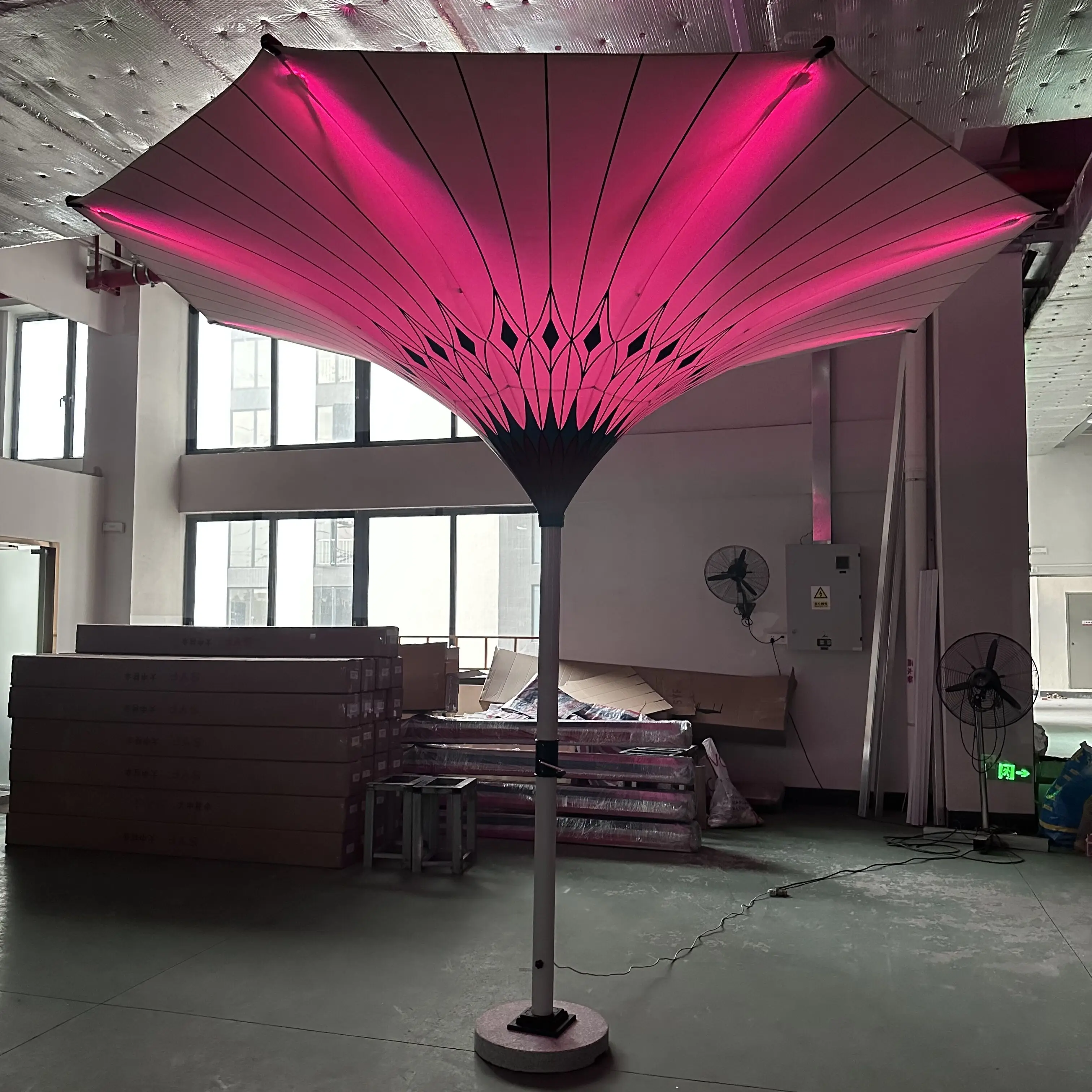 Trendy Unique Design Decorative Flower Shape Outdoor Patio Garden Pool Side Outside-in Upside Tulip Mushroom Inverted Umbrella