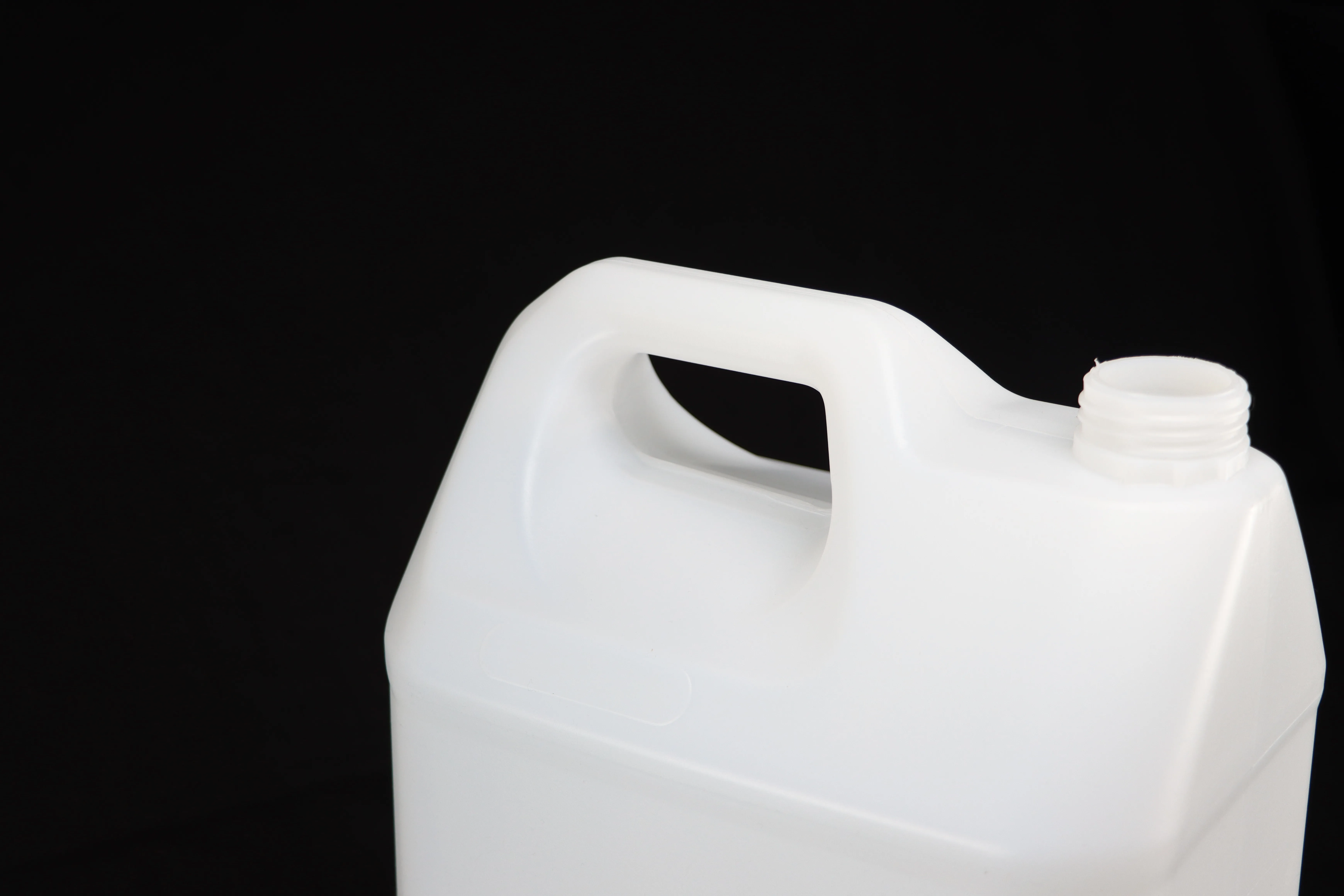 
HDPE chemical industry grade 12.5L plastic pail food grade square plastic food bucket 