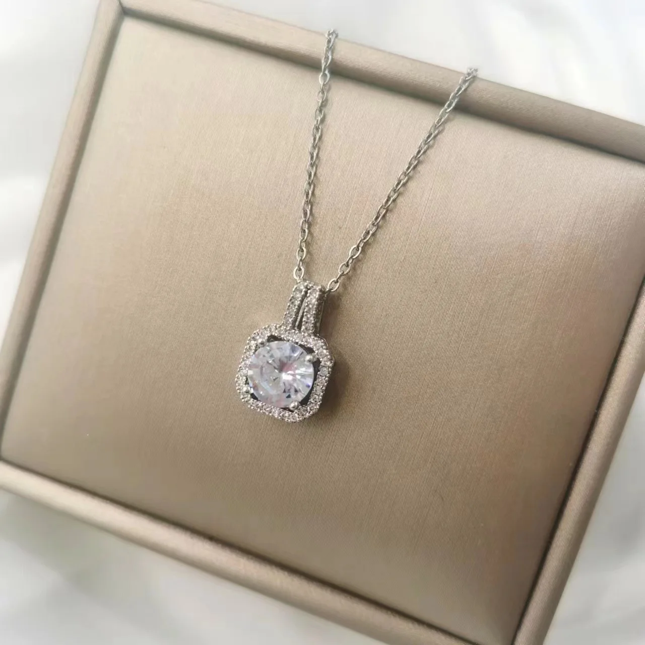 Роскошный чехол с украшением в виде кристаллов, серьги, колье, набор с блестящие циркониевые ювелирные изделия для помолвки, свадьбы, комплект ювелирных изделий для женщин