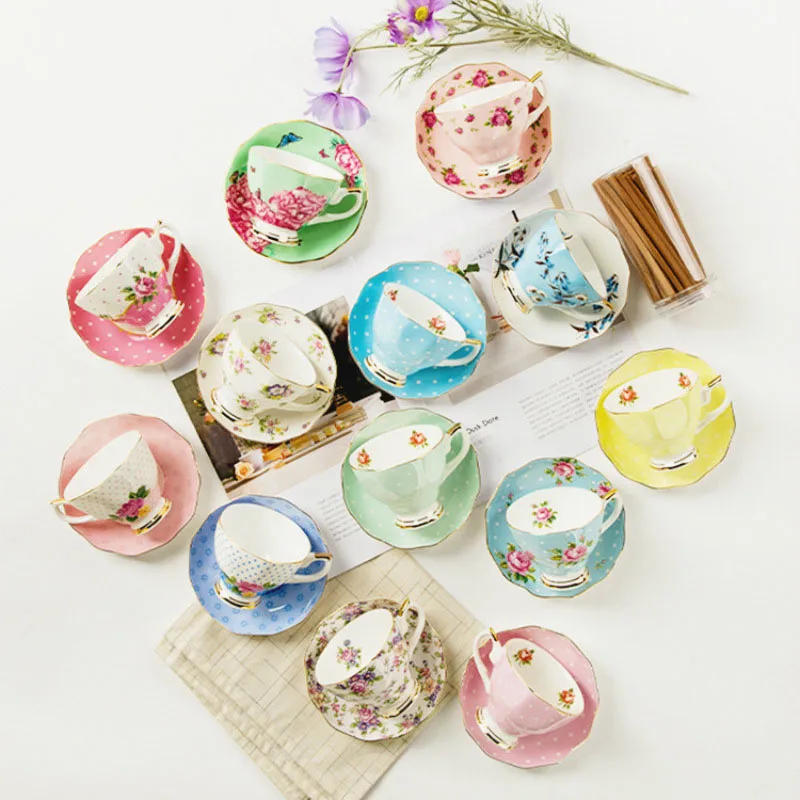 200ml Bone China Coffee Cup Mugs Saucer Set Custom Design luxury Ceramic Flowers Mug Plates for Afternoon Tea