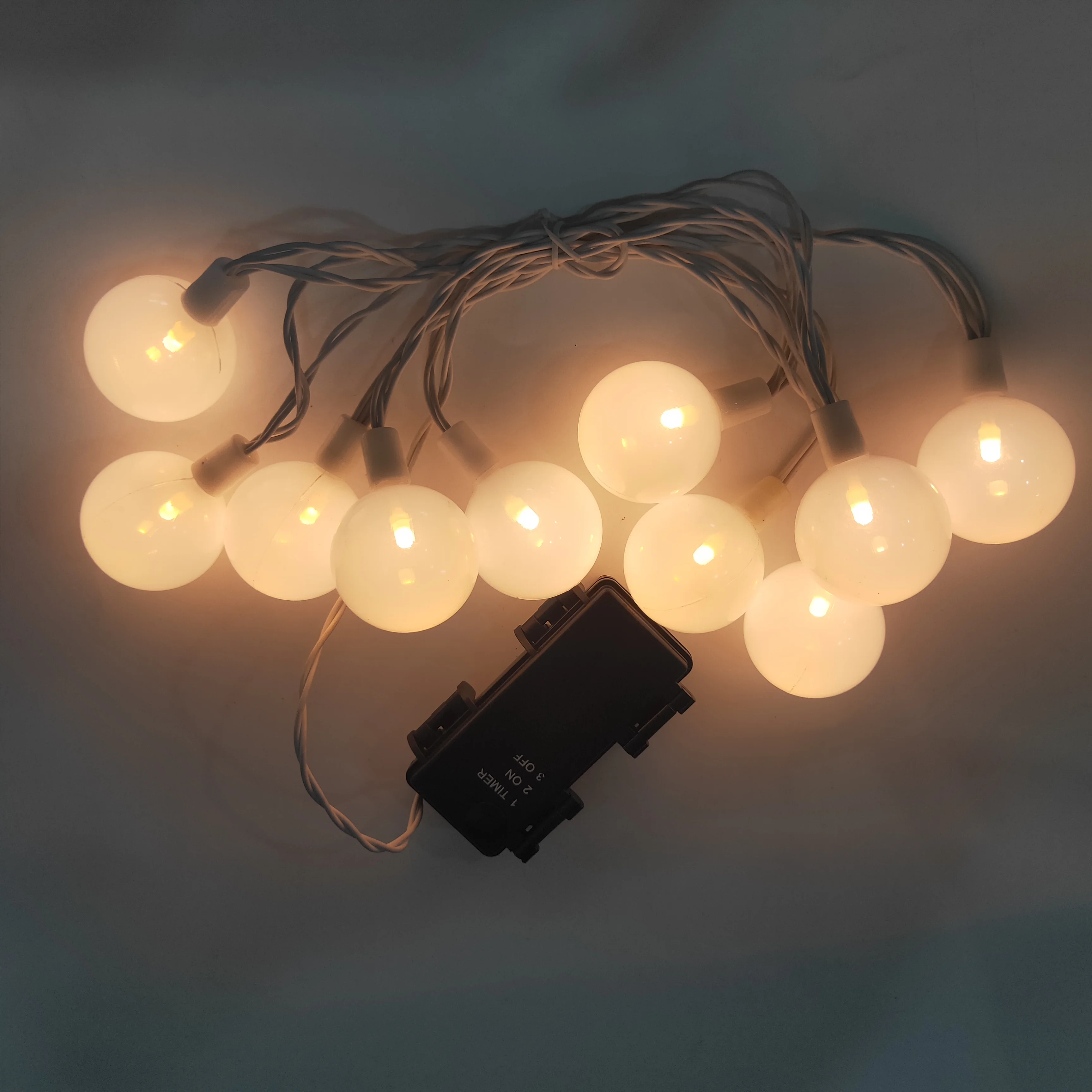  Valentines Day Decor 10LT LED Lights String White Globe Ball Shape Warm Color With Timer