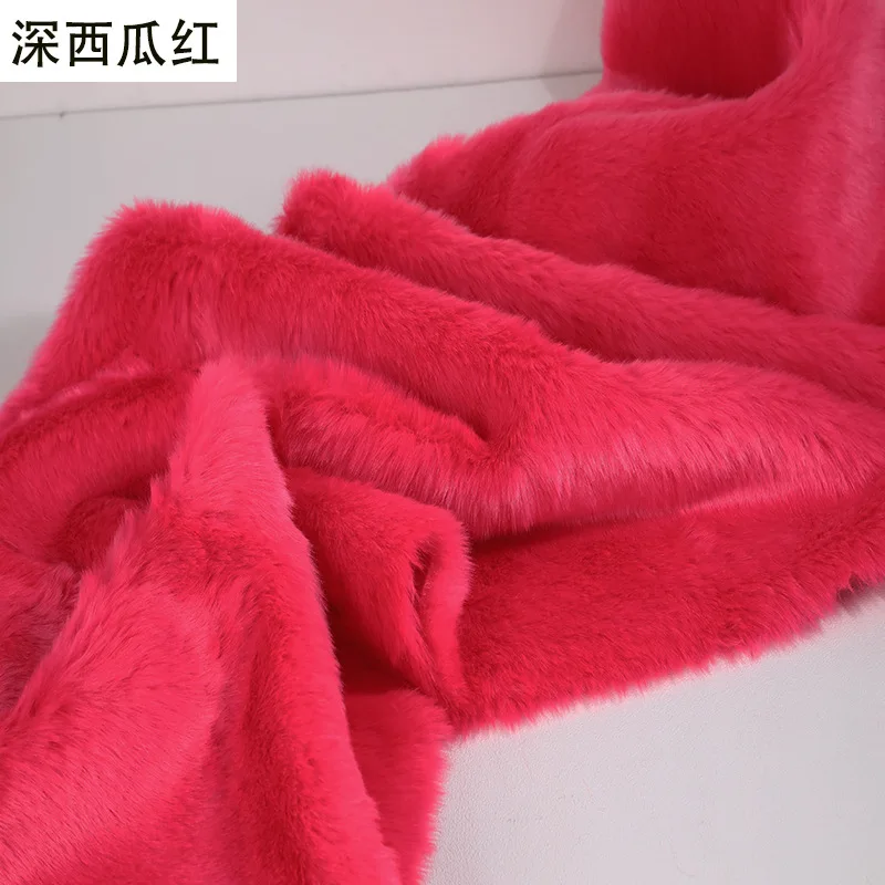 Manufacturer Wholesale Imitation Fox Fur Artificial Fur Fabric for Bags Clothing Coat Craft Decoration Material