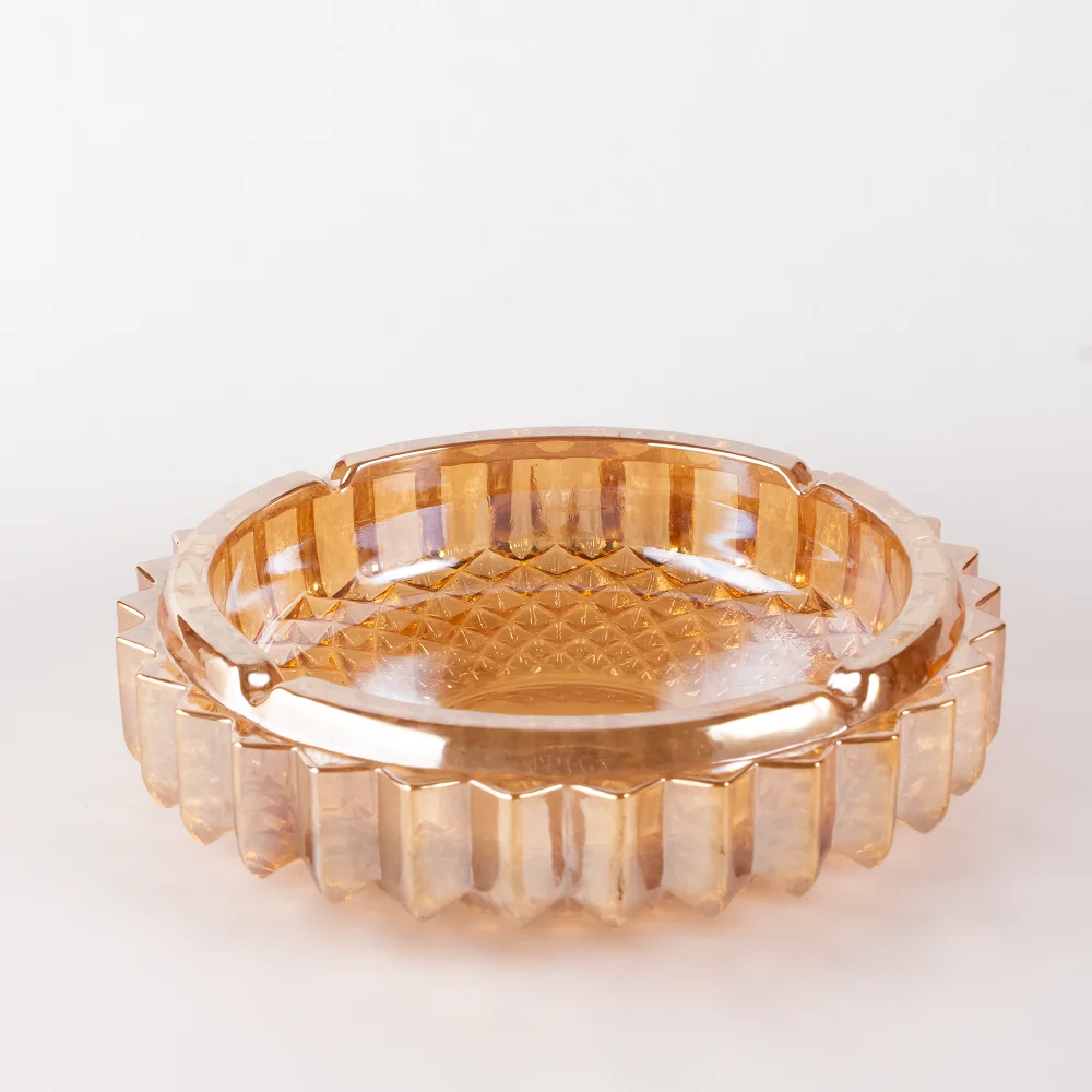 Wholesale Free Sample Smoking Tobacco Cigar Round Engraved Glass Ashtray Crystal Ash Tray
