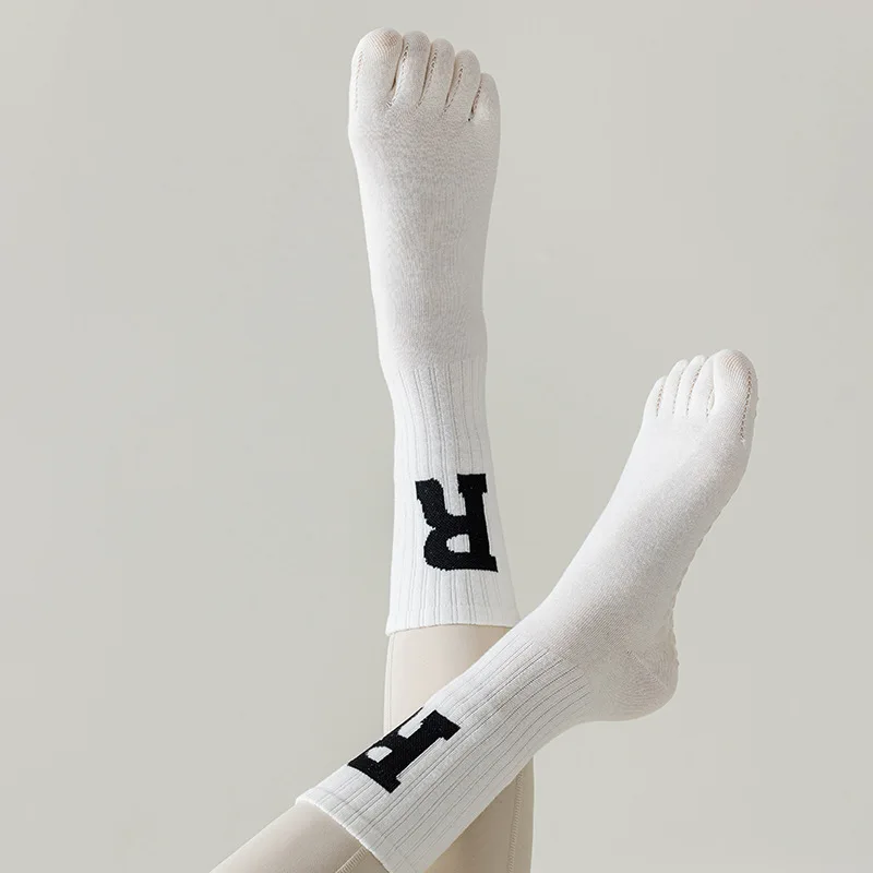 High Quality Custom Professional sports Anti-Slip Pilates Socks Yoga Toe socks