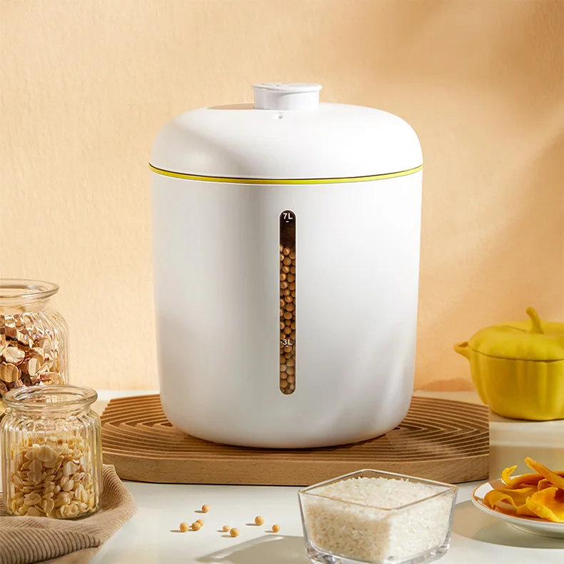 Portable Pet Dry Food Storage Freshness Real-time Vacuum Status with Measuring Cup for pet food Viewable Window 7L White