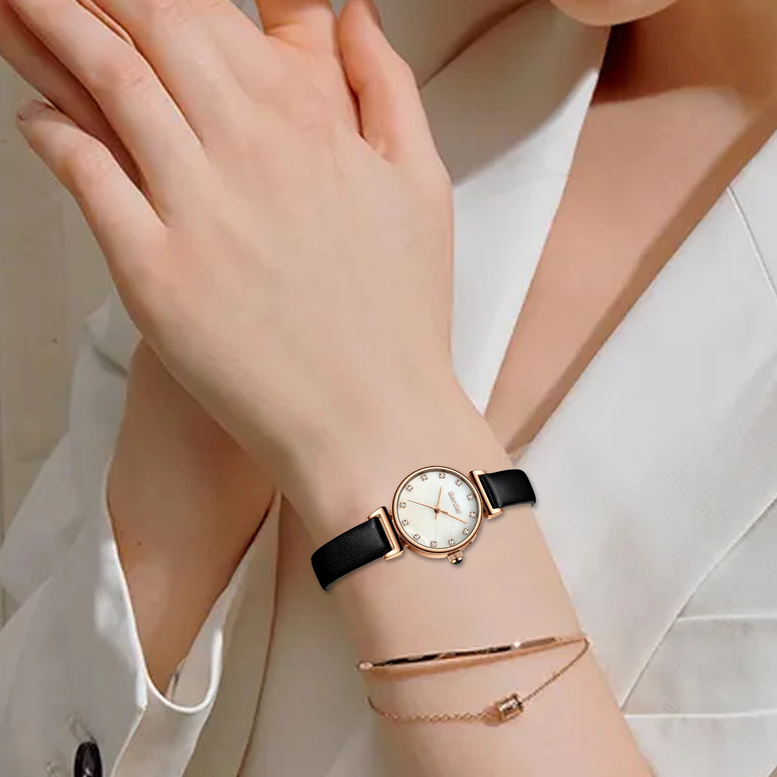 Women Wristwatch Fashion Bracelet Set Ladies Quartz Watch Luxury Wedding Watches Waterproof Watch 2022 Wholesale DY005 Leather