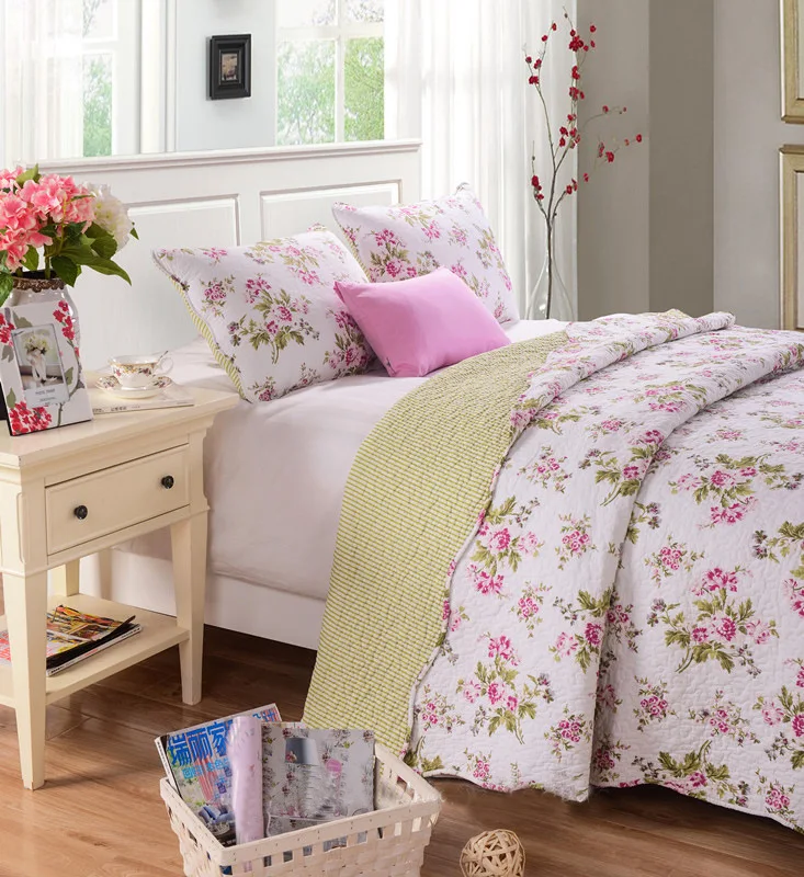 2022 Chinese export Newest quilts bedspread high quality bedding sets quilts beautiful designs customized size bedspread quilts