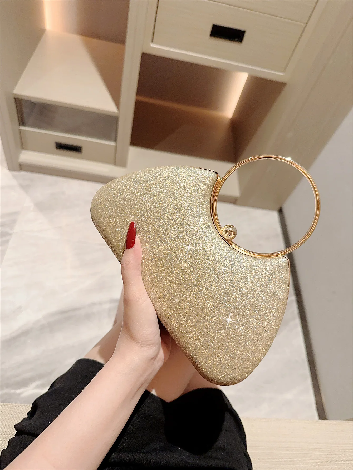 Wholesale Luxury Golden Crystal Ring Lift Handle Clutches for Women Rhinestone Evening Bags for Wedding Party Use