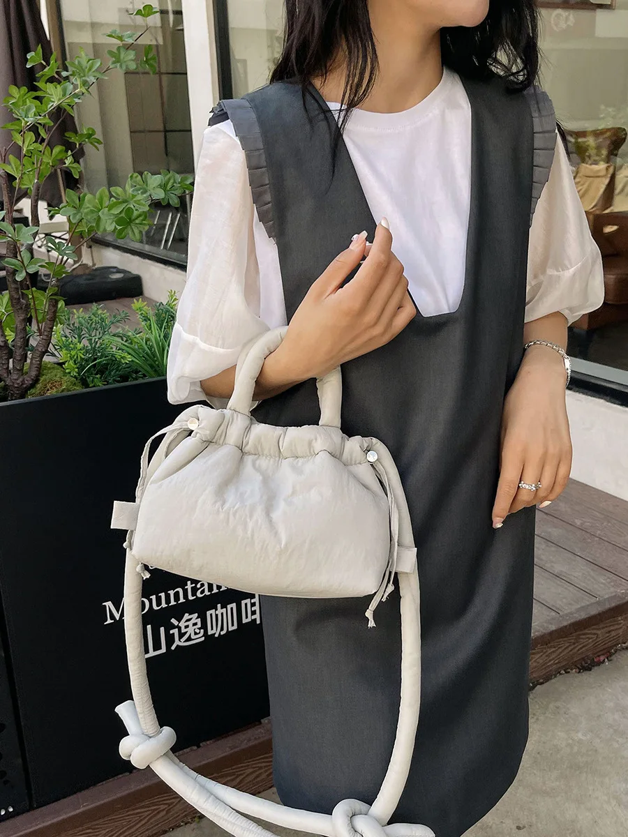 2024 Winter New Trendy Designer Korean Soft Sling Shoulder Bag Mini Puffy Women Underarm Handbags For Girls