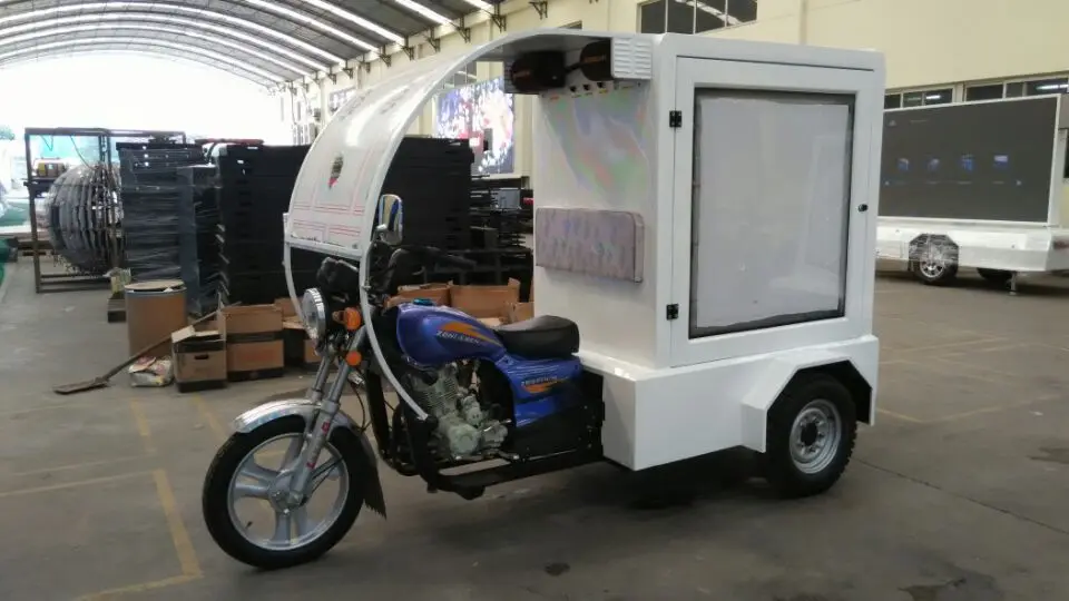 Gasoline scrolling Advertising LED  tricycle