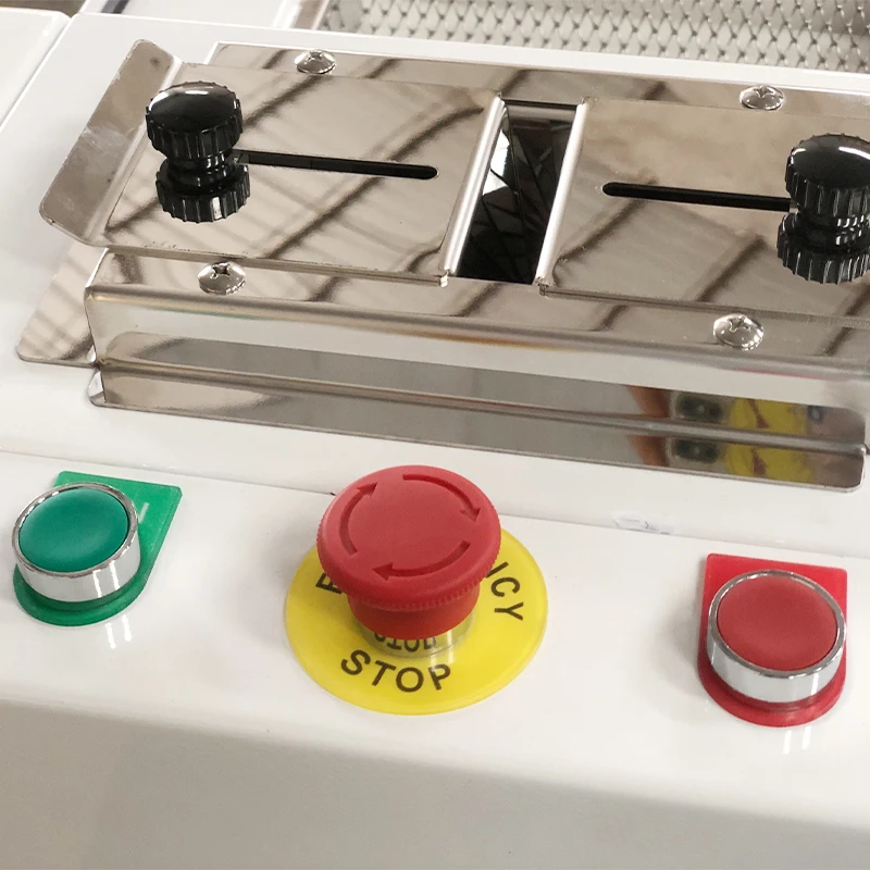 A mini 370 wat bread dough bakery bagette moulder machine in ethiopia dough moulding machine