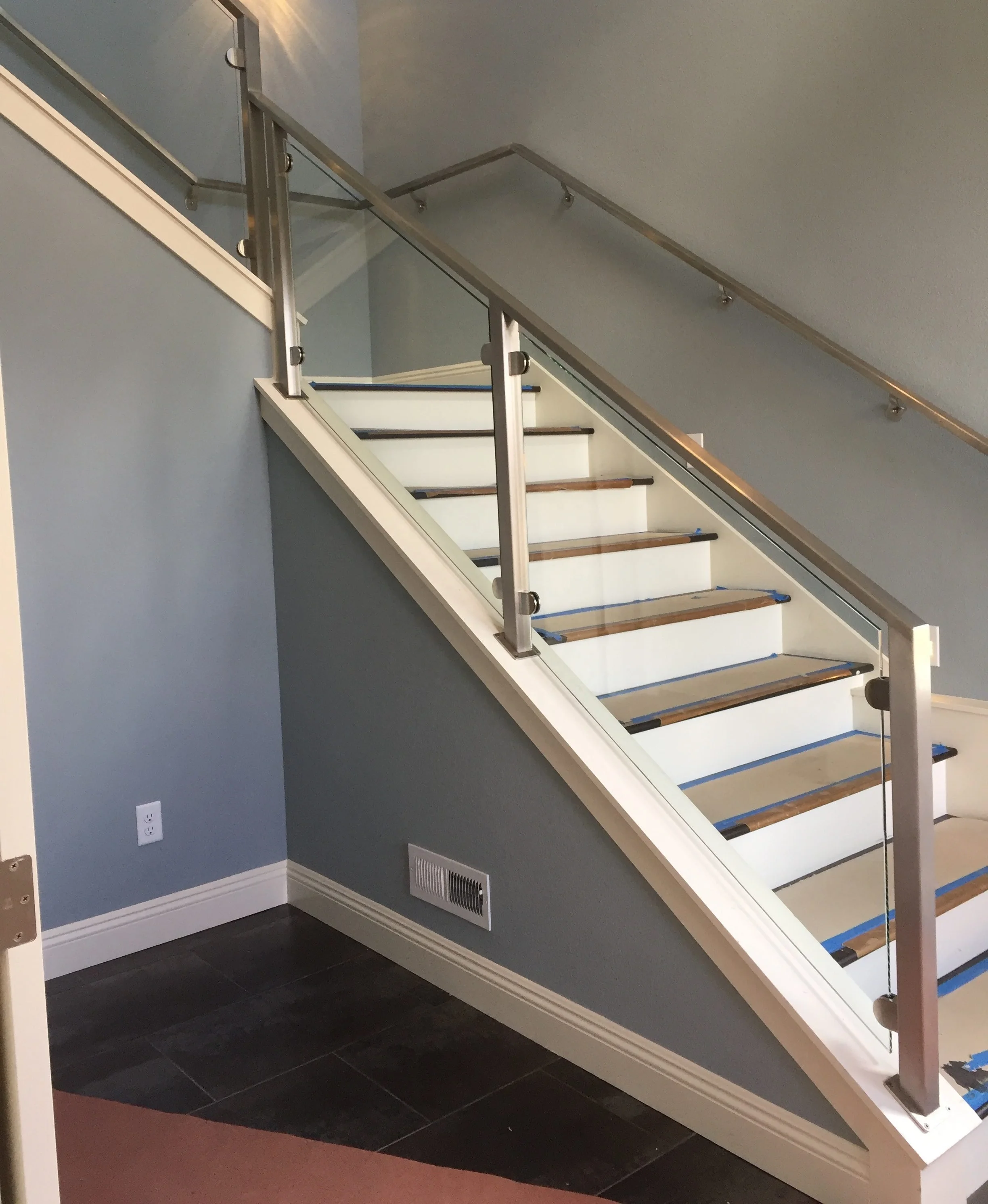 Prima Prefabricated Modern Luxury Indoor Floating Stairs Customized Stringer Straight Staircase Design