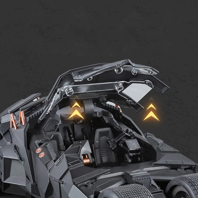 Genuine license High quality 1:18 The Dark Knight Trilogy Batmobile Diecast car model Tail spray Unique design Collection gifts