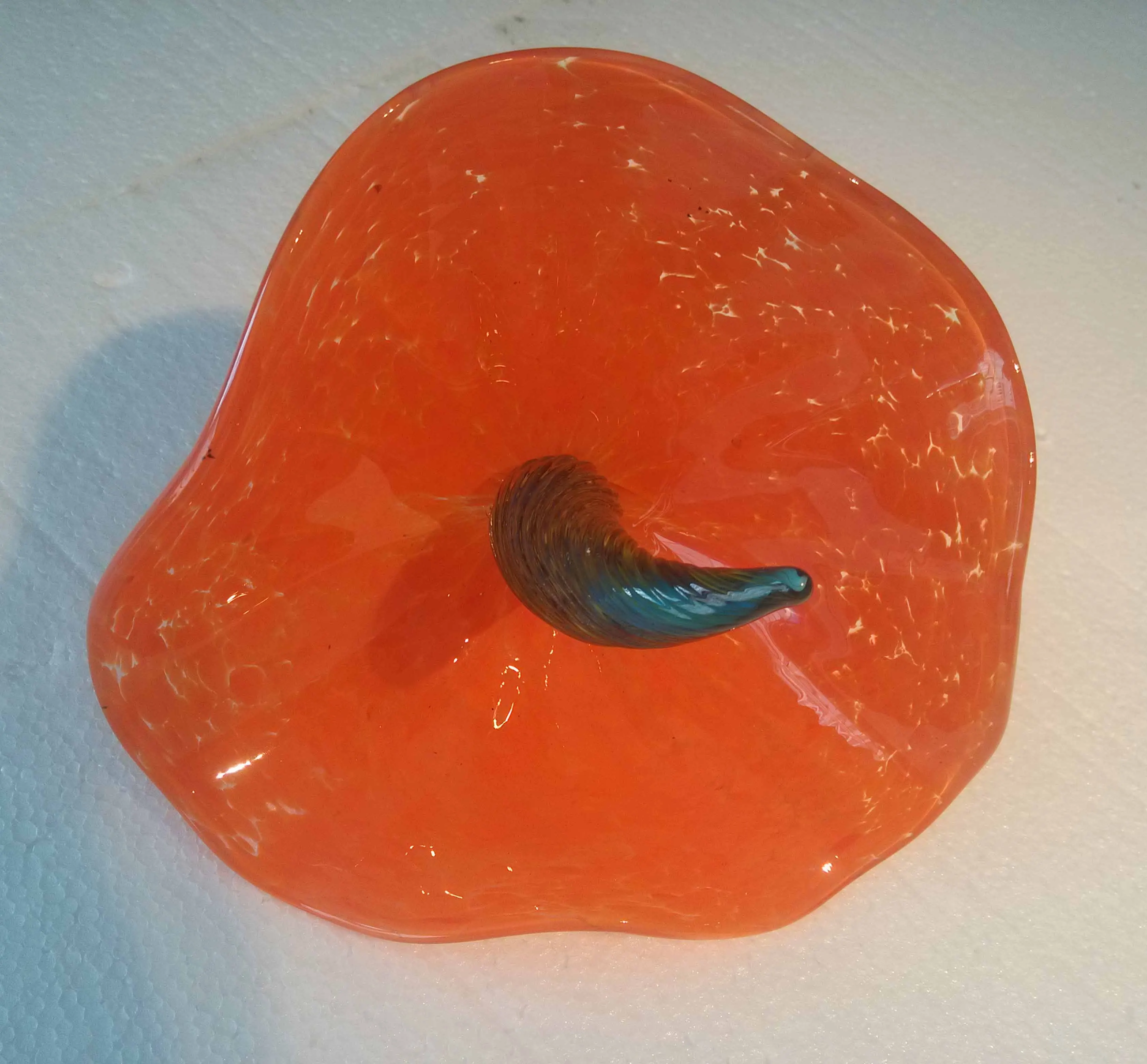 Luxury blown glass flower