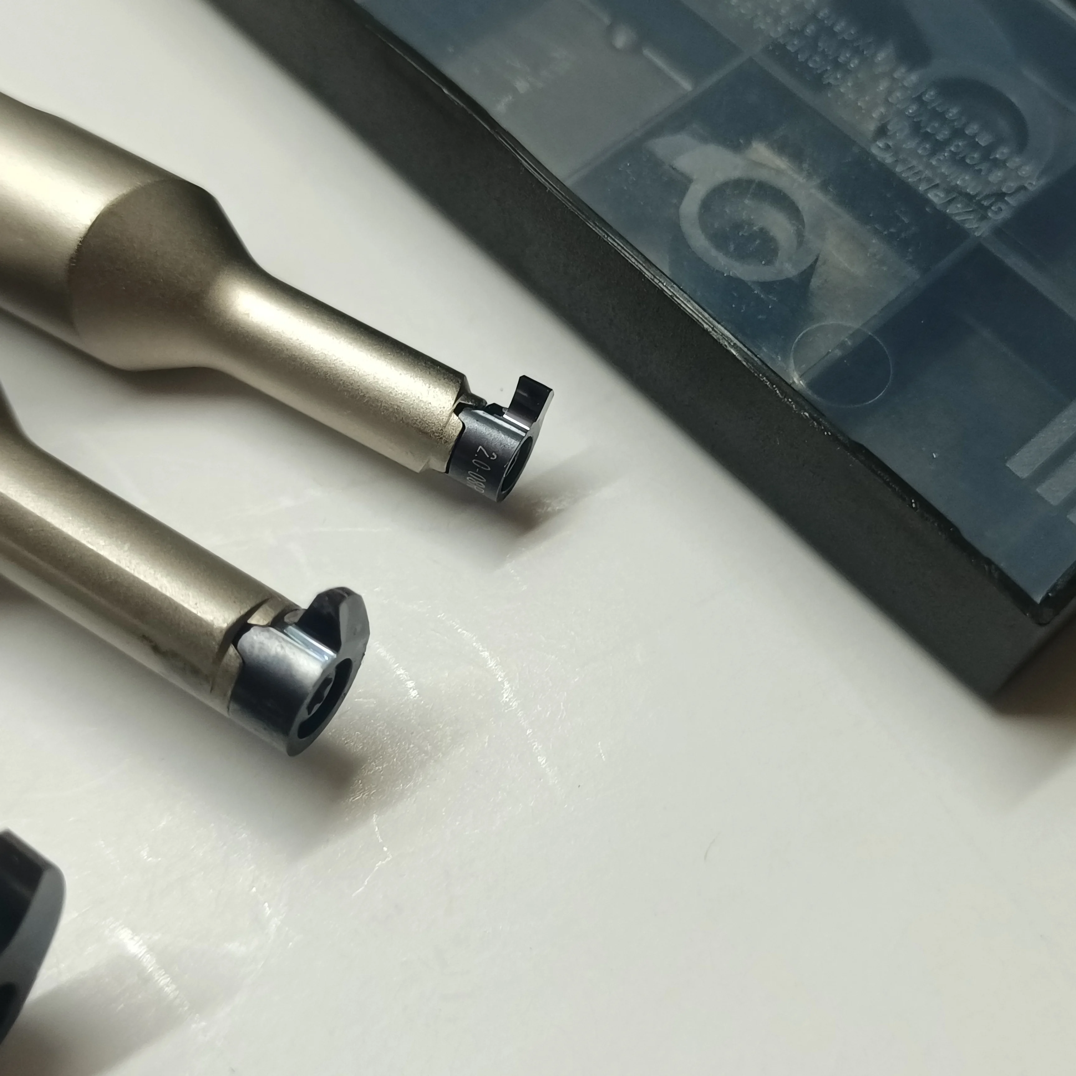 Millining Cutter with Back Turning Feature for Steel Use