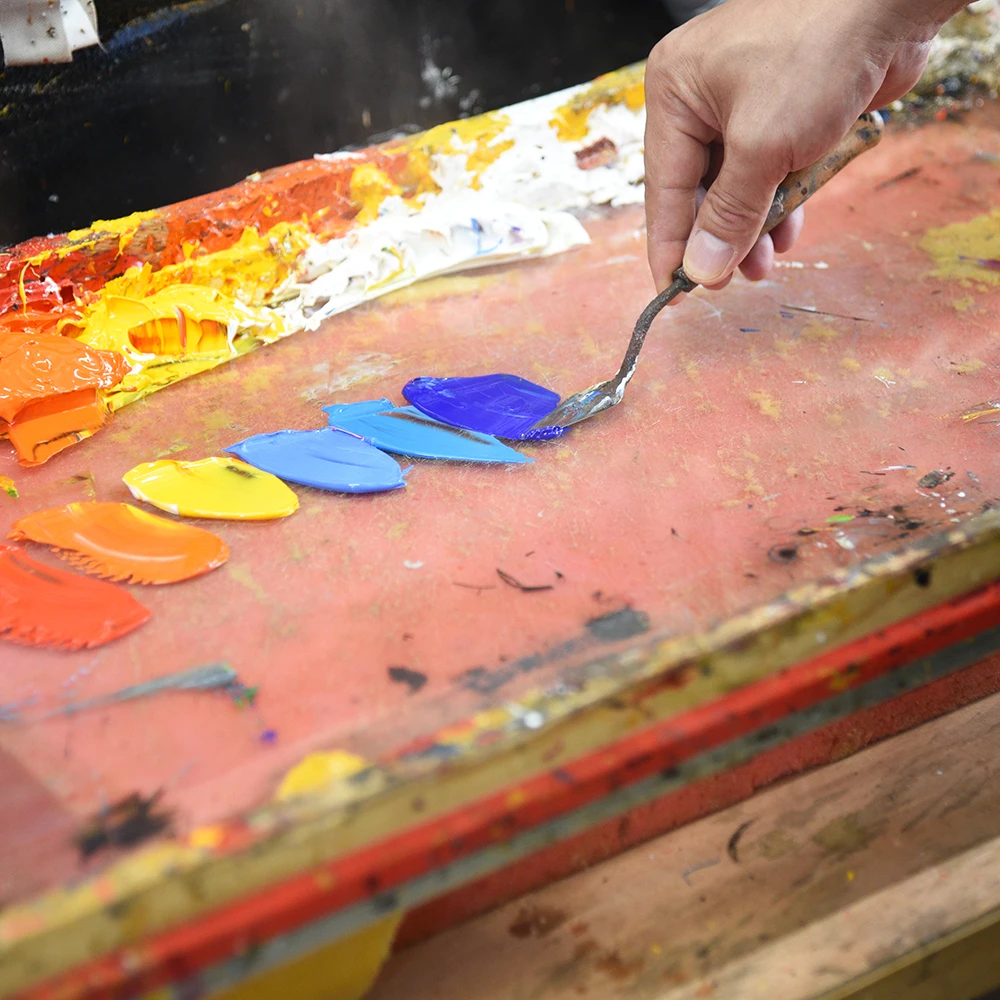 Handmade canvas oil painting with figure design Textured foil design for hotel decoration