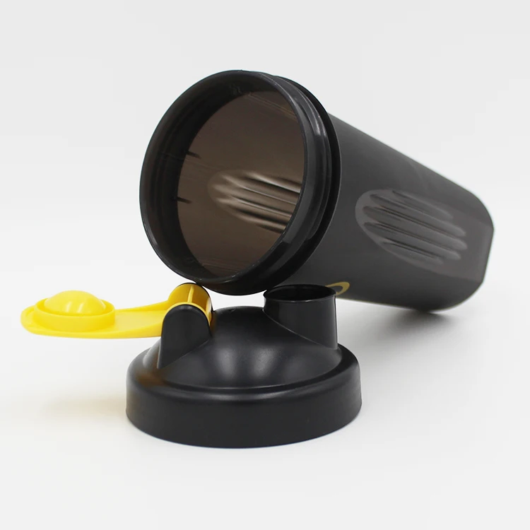 20 Ounce Shaker Bottle | Protein Shaker Cup with Wire Whisk Balls   Protein Shake