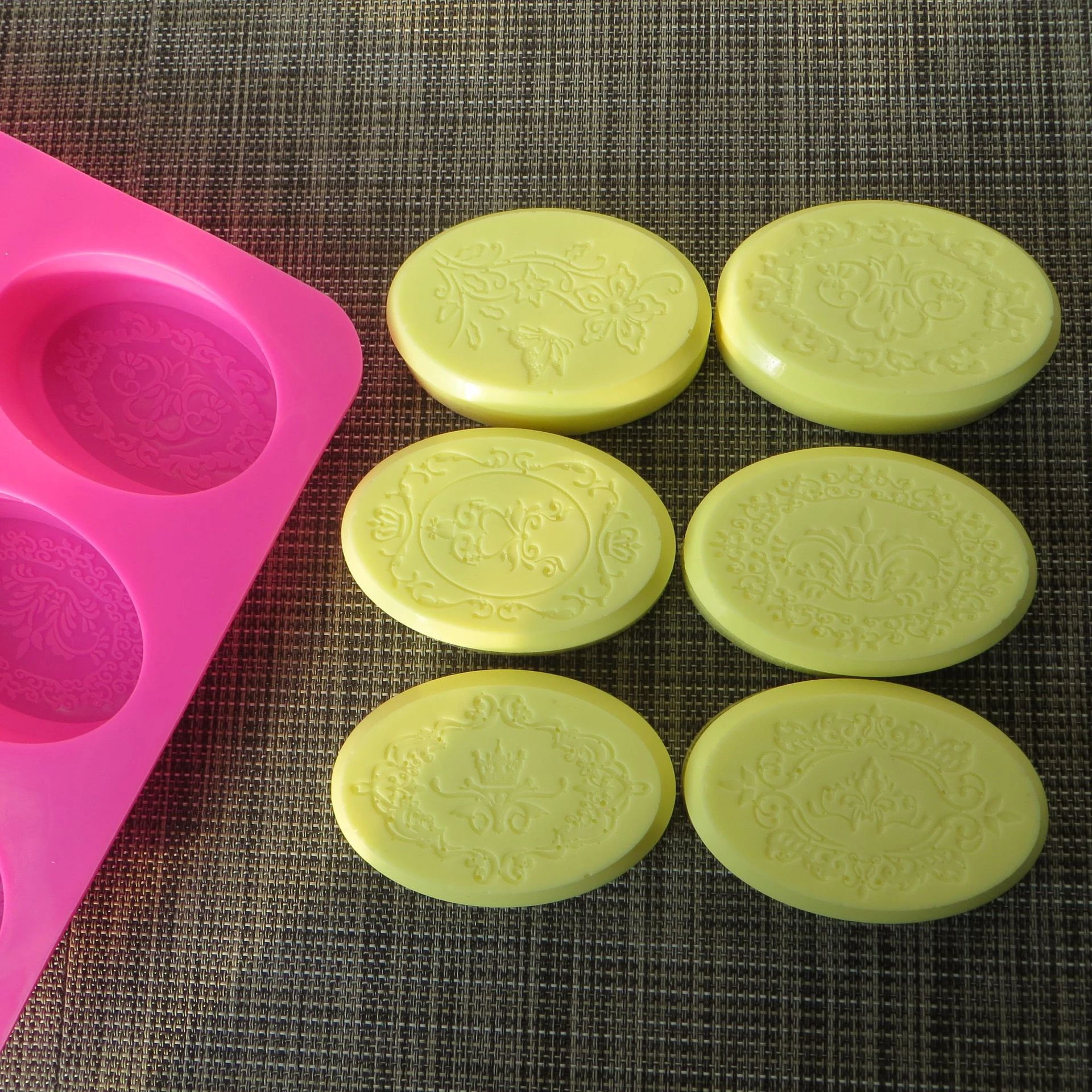 Wholesale Handmade Silicone Soap Mold 6 Mixed Patterns Oval shape Soap Moulds for Soaps Making Silicon Mold