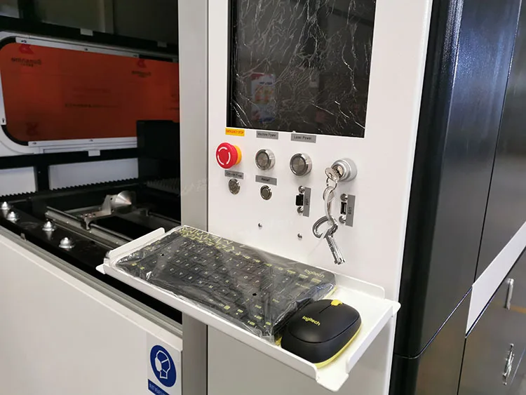 Good selling LM-1313 1500w 2000w enclosed  fiber cutting machine with high cutting precision