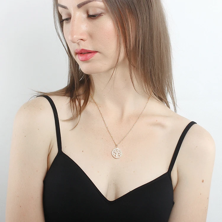 
Retro Life Tree Pendant Personality Peace Tree Clavicle Chain Necklace Women Female Ornaments Necklace Women 