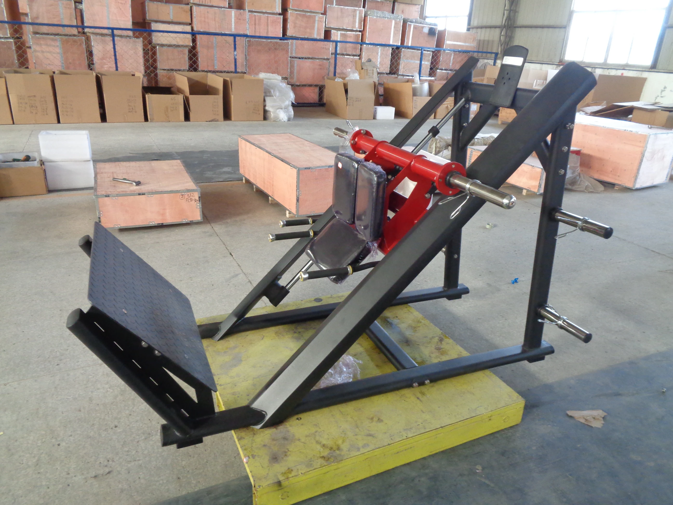 ISO9001 Factory Strength Training Plate Loaded MND FITNESS Gym Equipment Linear Hack Squat Machines