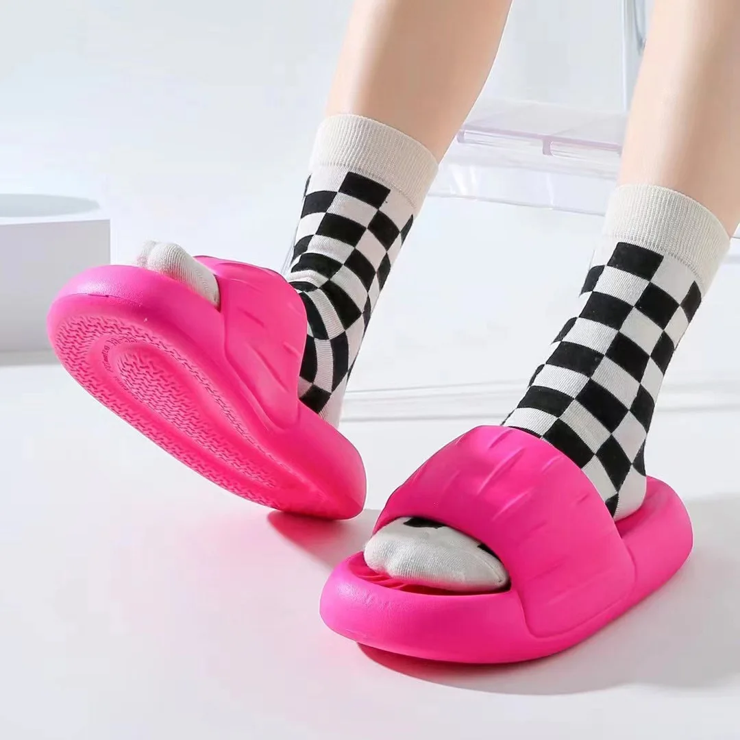 2022 bread slippers EVA rubber and plastic thick bottom casual couple men and women flat slide slippers unisex slides slippers