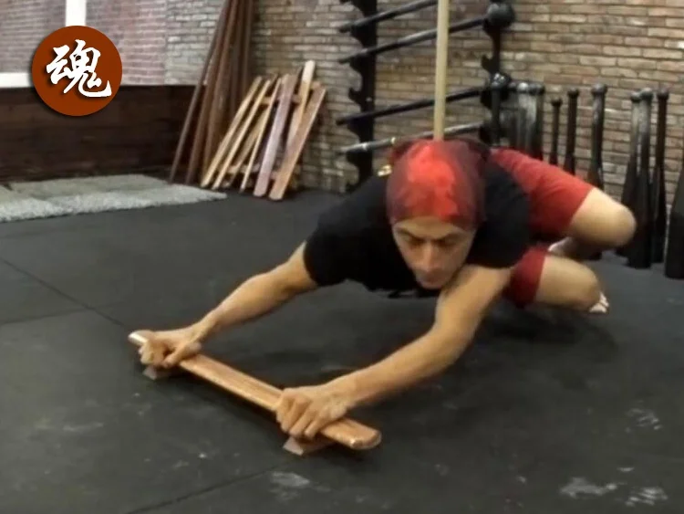 Custom/Wholesale solid beech wood shena board fitness wooden push up stand board