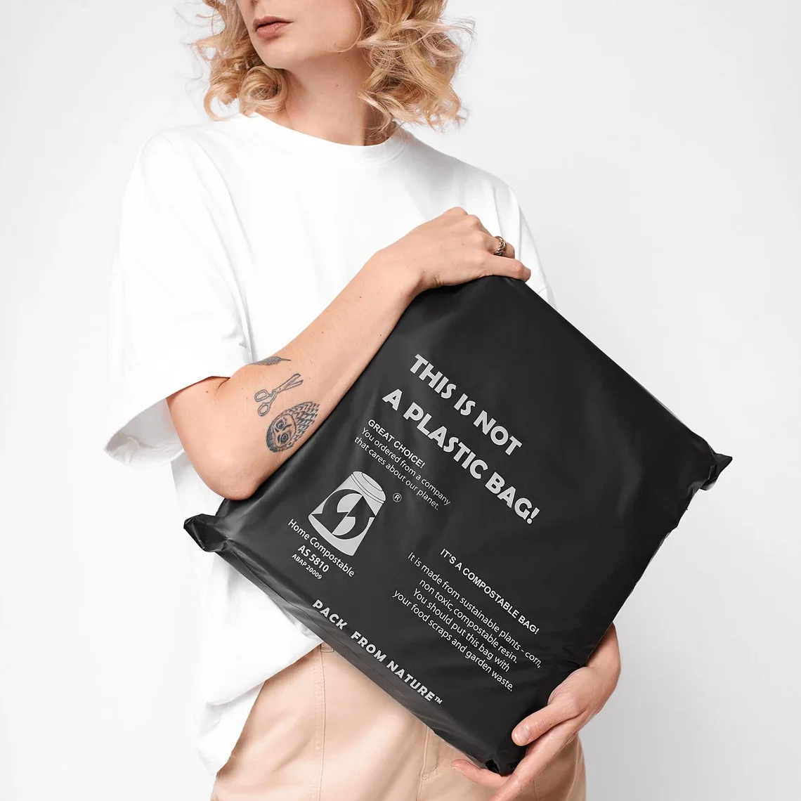 Custom Logo Clothing Packaging Mailing Bags,Black Polymailer Courier Shipping Envelope Mailer Bag