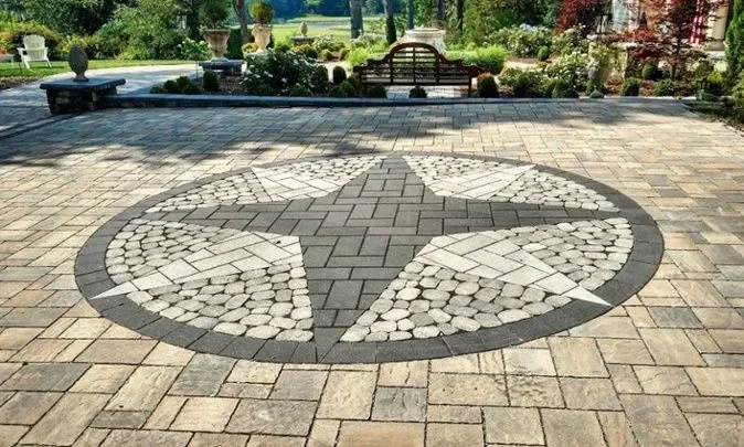 Custom Design Available Natural Granite Compass Paving Stone For Garden