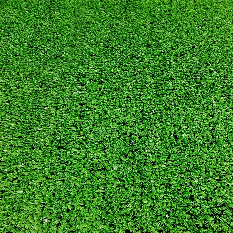 High Quality Low Price 10mm Artificial Turf Fake Green Grass For Roof Top Balcony Wall Decor