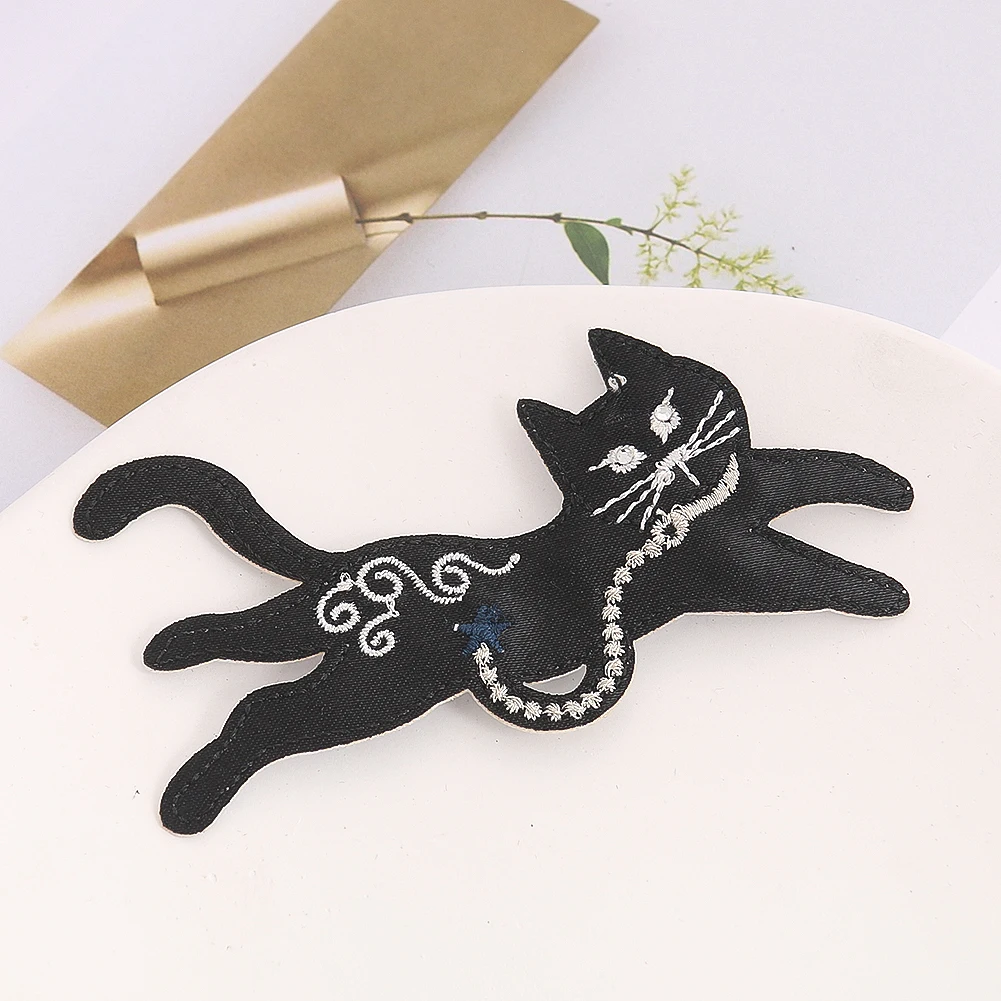 Creative personalized clothing accessories Embroidered patch black collar aristocratic cat cloth patch