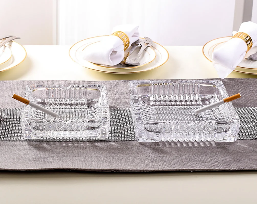 Wholesale Custom Design Logo Ash Tray Smokeless Square Pocket Glass Cigar Ashtray