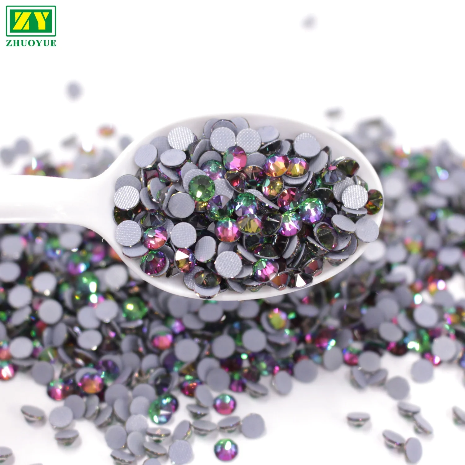 Wholesale high quality hot fix multiple colors and sizes 16 facets crystal rhinestones for nail art shoes garment bags accessory