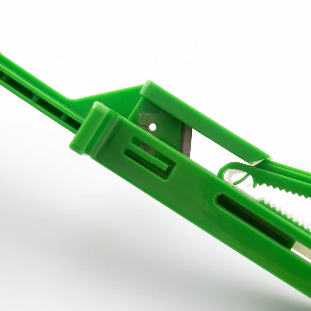 low price Guaranteed Quality different color baby adult umbilical cord clamp