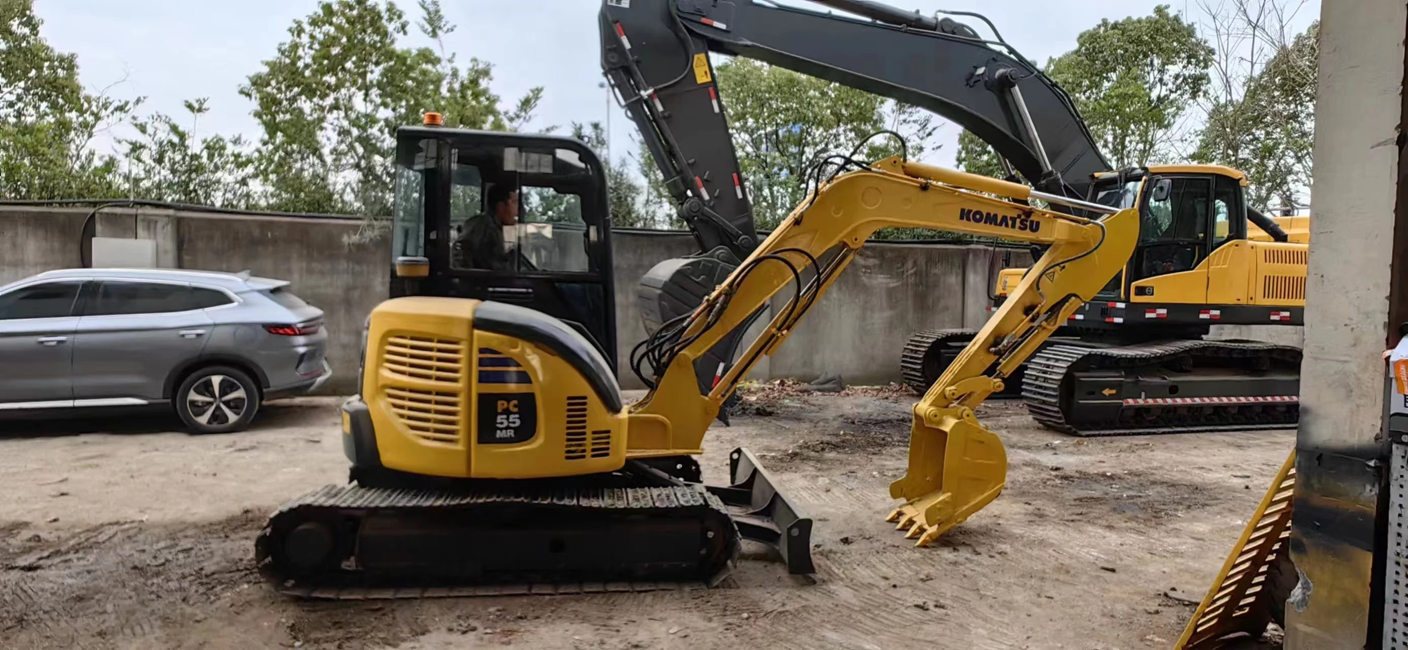 Used excavator for sale in Europe excavator 6 ton Komatsu earthmoving machinery equipment
