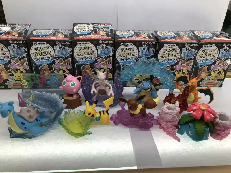 2021 wholesale anime action figure 8 styles Pokemon figure Pikachu Mewtwo Squirtle action figure