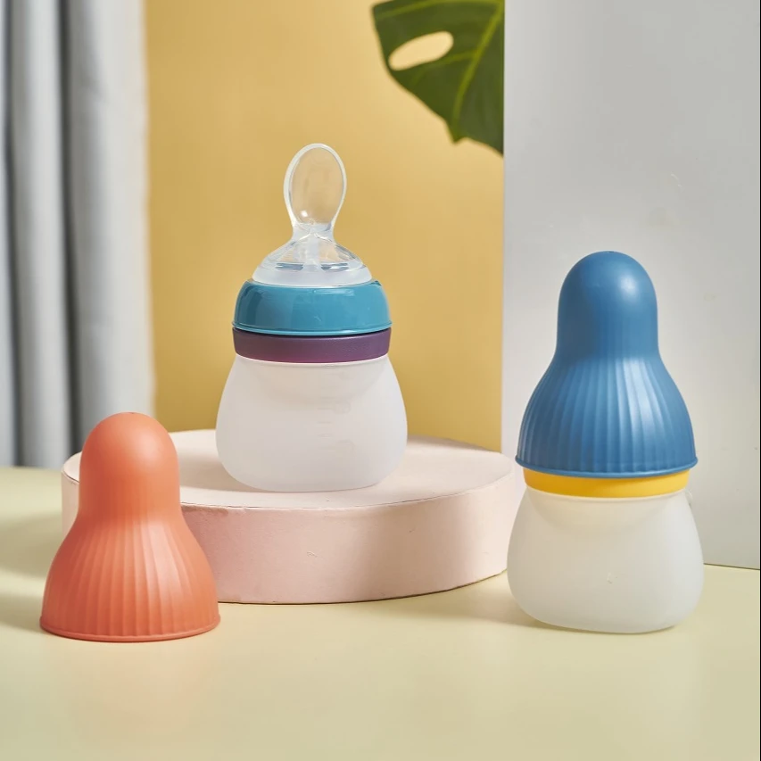 RK-C4004 Custom Logo Squeeze Fruit Rice Feeding Bottle Silicone Baby Fresh Food Feeder With Spoon