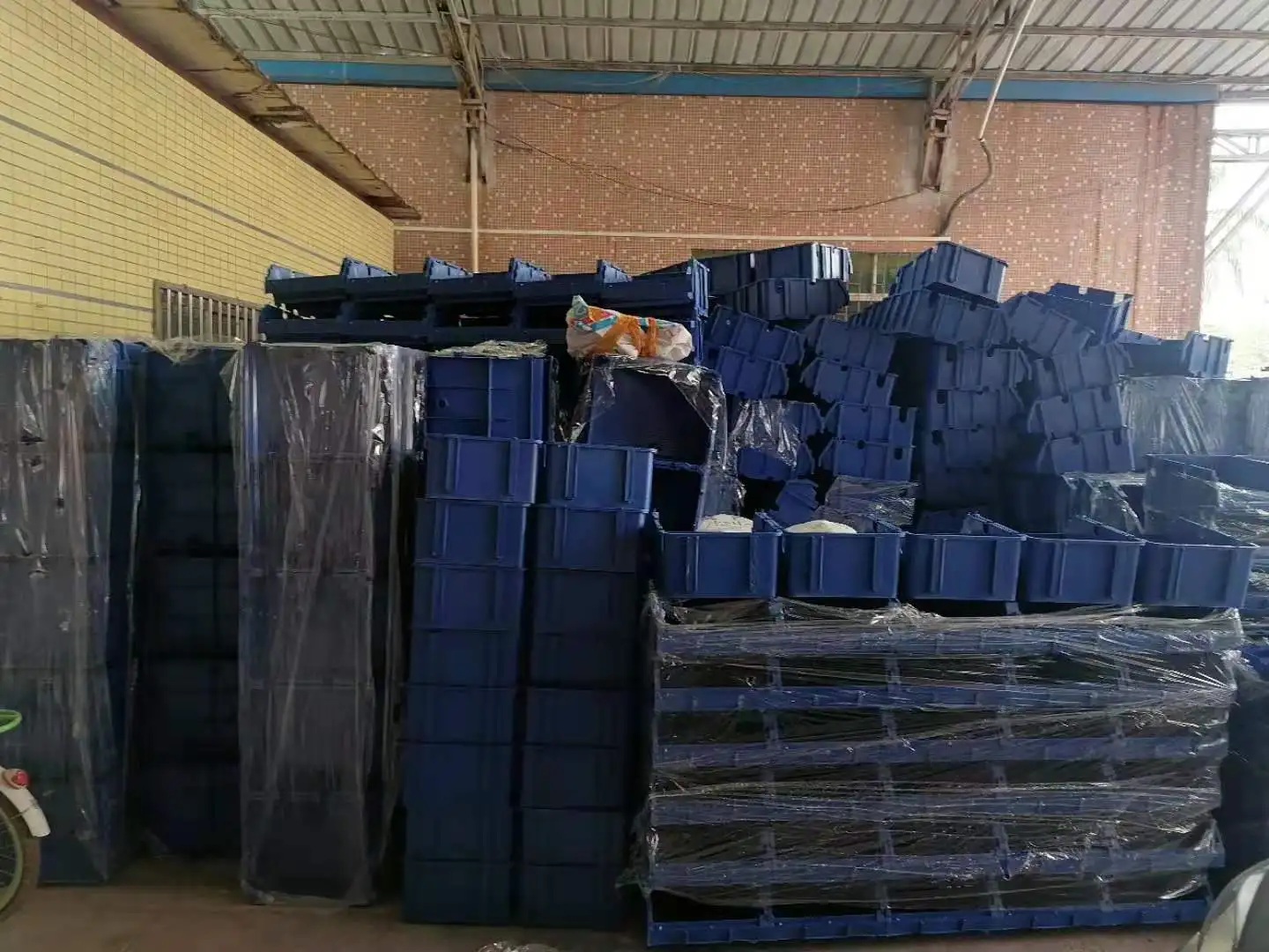 Factory wholesale aquaculture mud crab plastic boxes crab house for fish farm