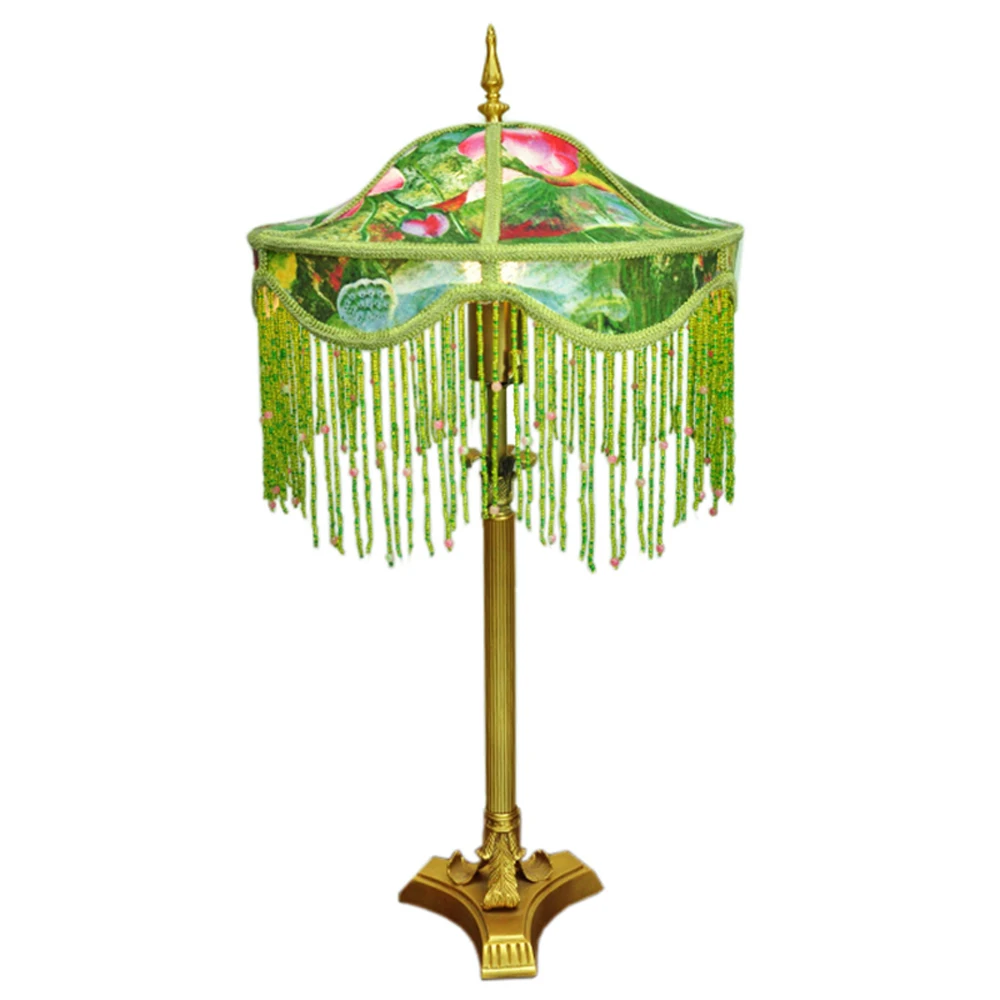 Special Designed Classic Antique Gilt Brass Table Lamp with Green Bohemia Lampshade